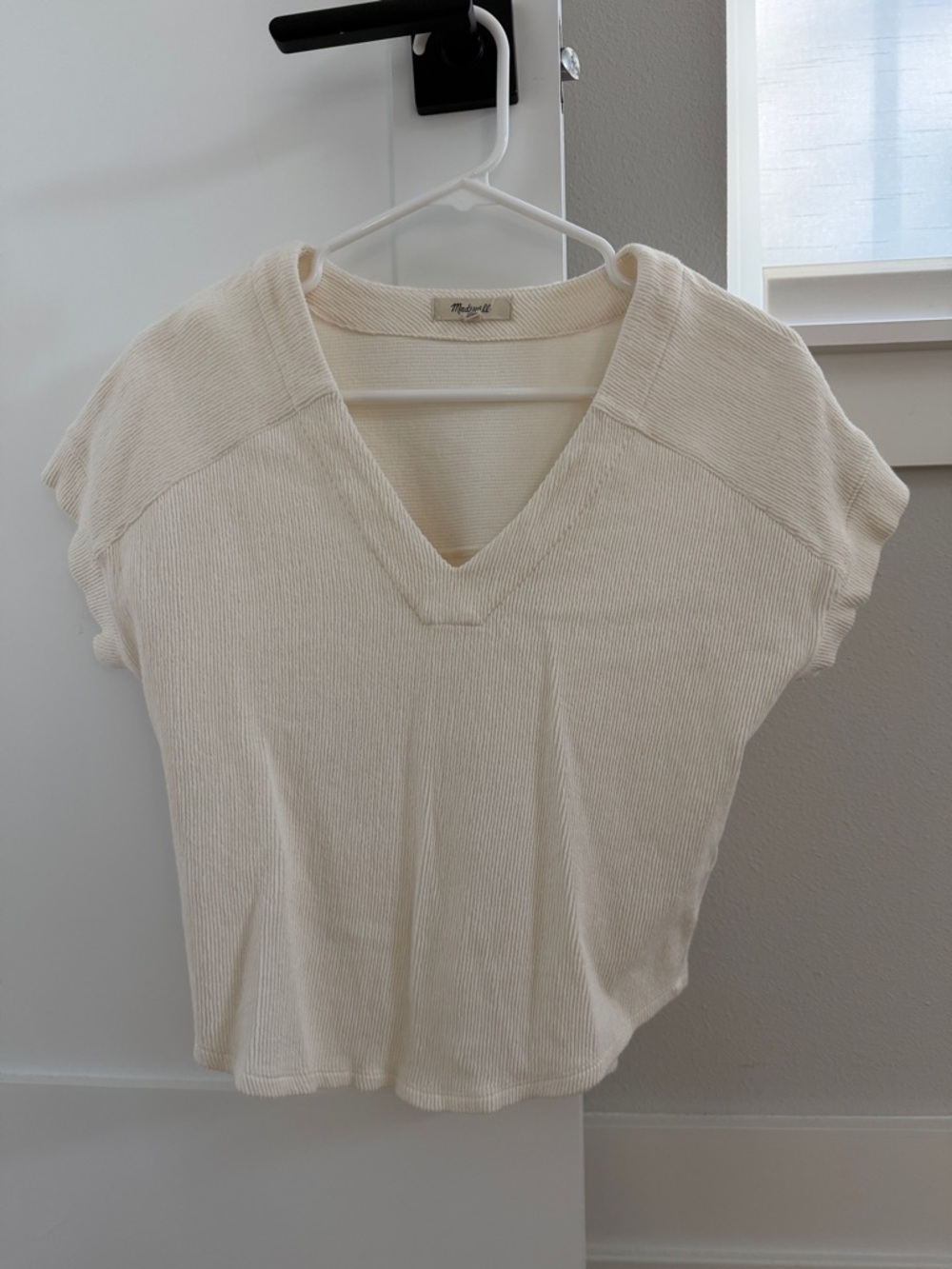 Madewell Ivory Ribbed V-Neck Short Sleeve Tee